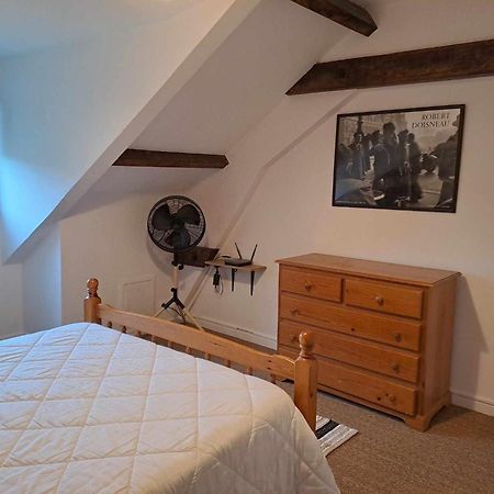 Les Chaumieres Du Chene Hotell Pouillé Exteriör bild