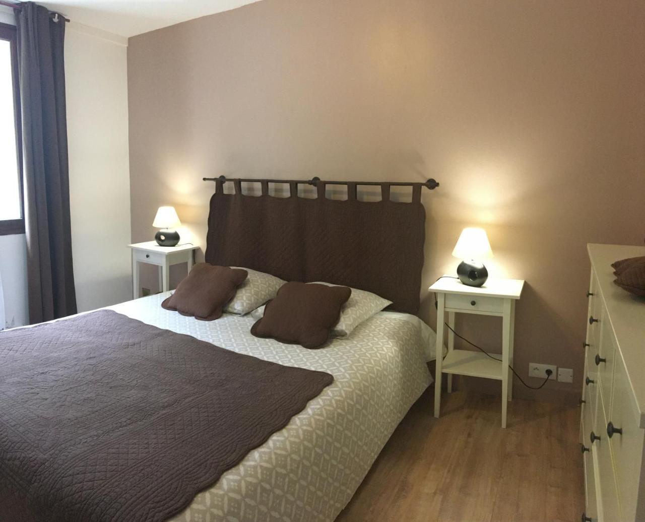 Les Chaumieres Du Chene Hotell Pouillé Exteriör bild