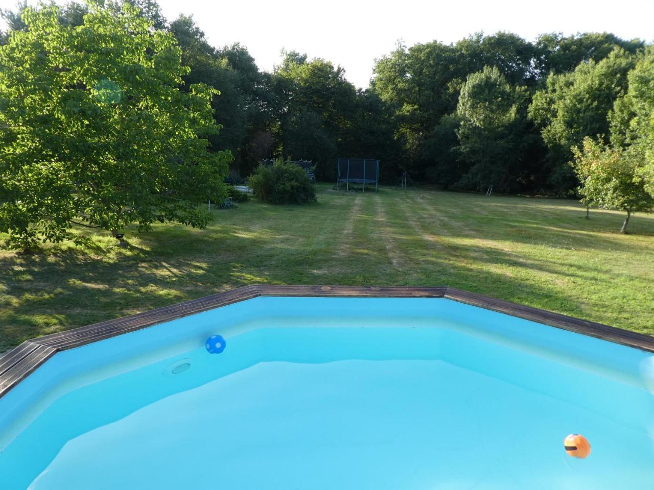 Les Chaumieres Du Chene Hotell Pouillé Exteriör bild